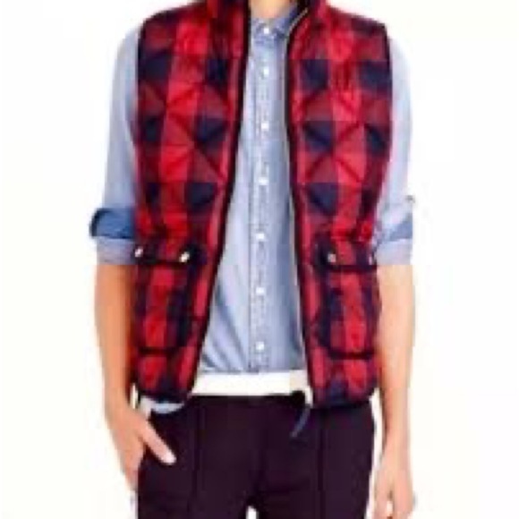 J Crew | Quilted Buffalo Check Excursion Vest SM - Picture 3 of 9